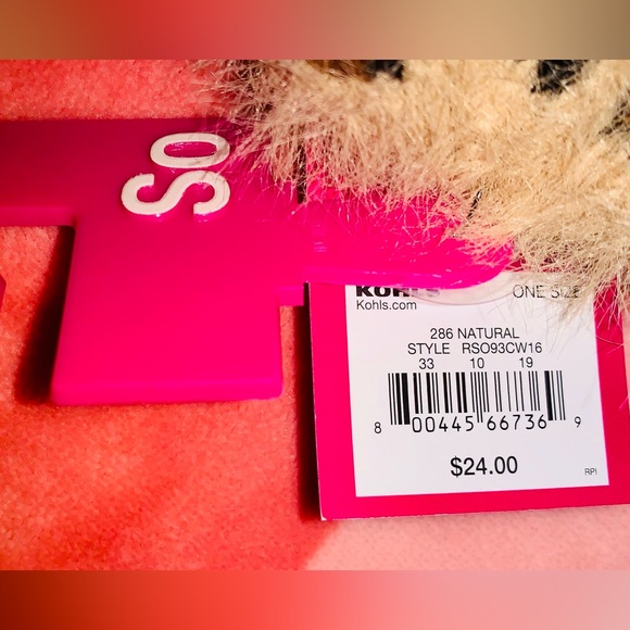 NWT SO WOMEN’S KNITTED FURRY LEOPARD 🐆 BEANIE HAT, OS, BNWT - Picture 5 of 7